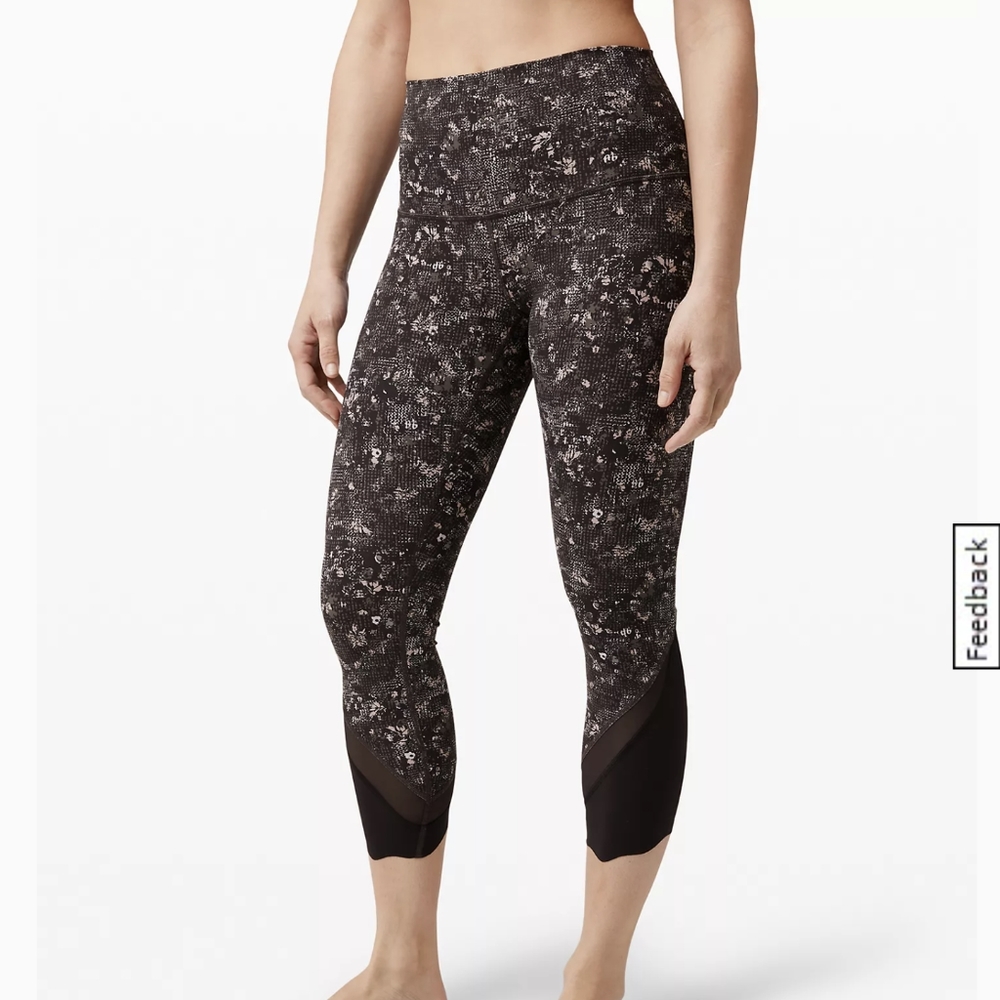 Wunder Under Scalloped Hem High-Rise Crop 23" Luxtreme Roll Down